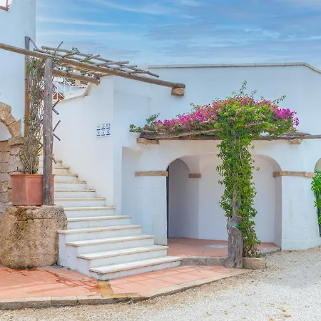 شقة Charming House In San Pantaleo *