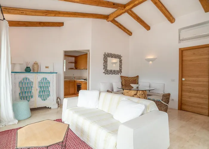Appartement Charming House In San Pantaleo Olbia